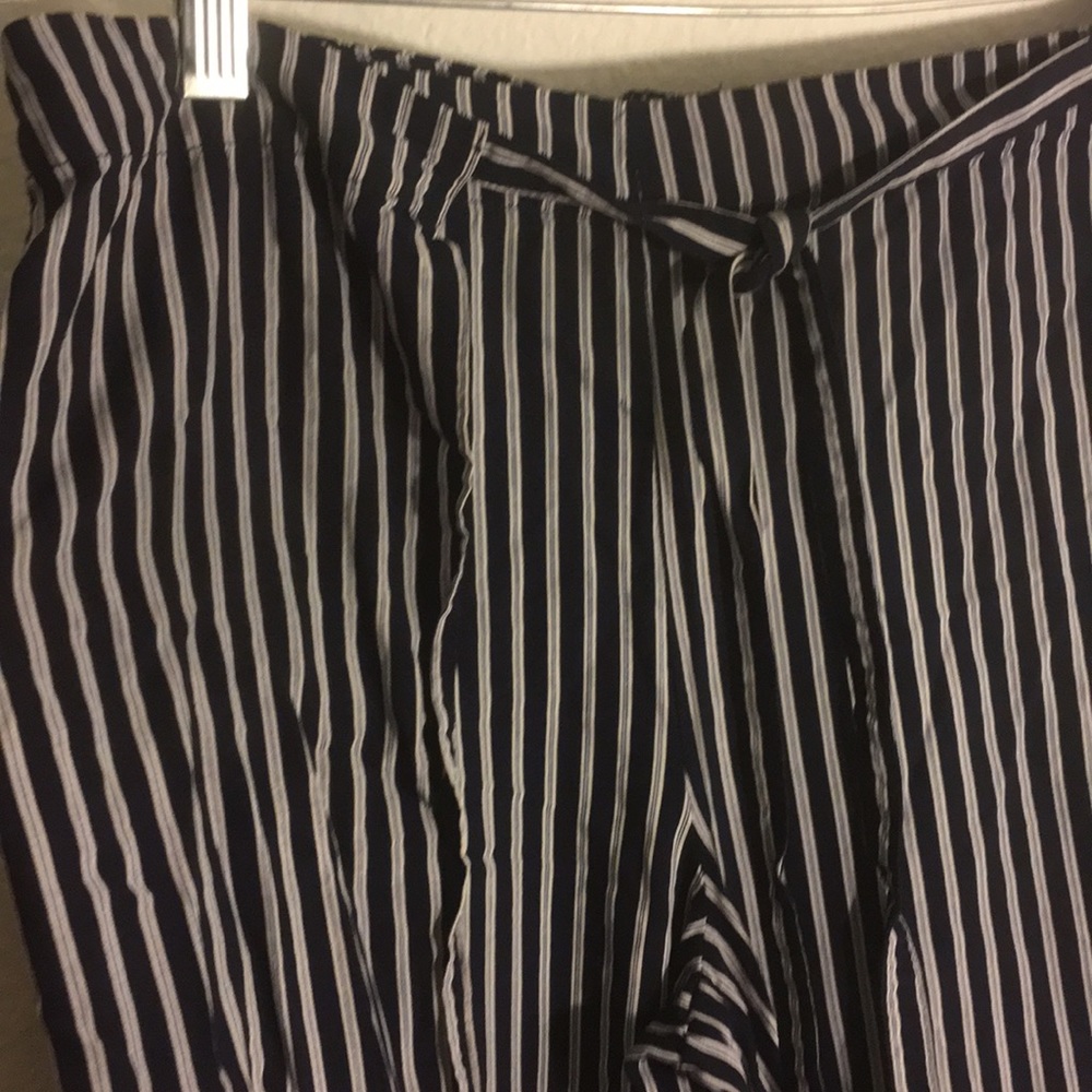 Pants - Picture 2 of 4